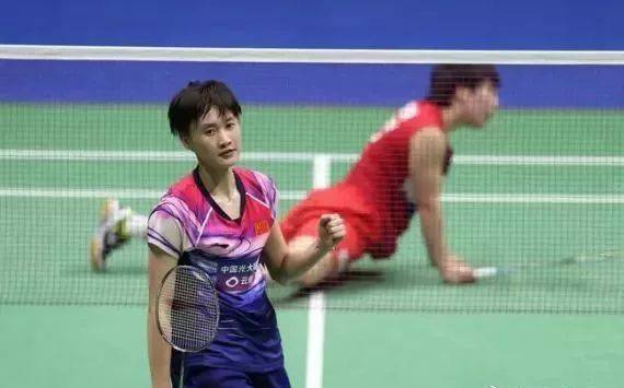 重心转移 重心转移