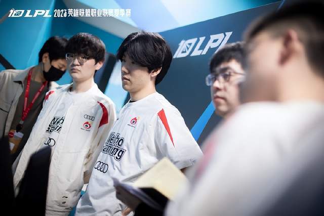 器叠加真眼 器叠加真眼