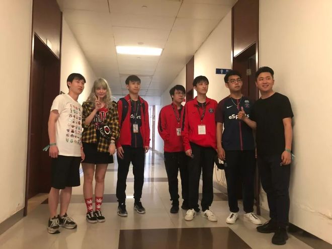 以更